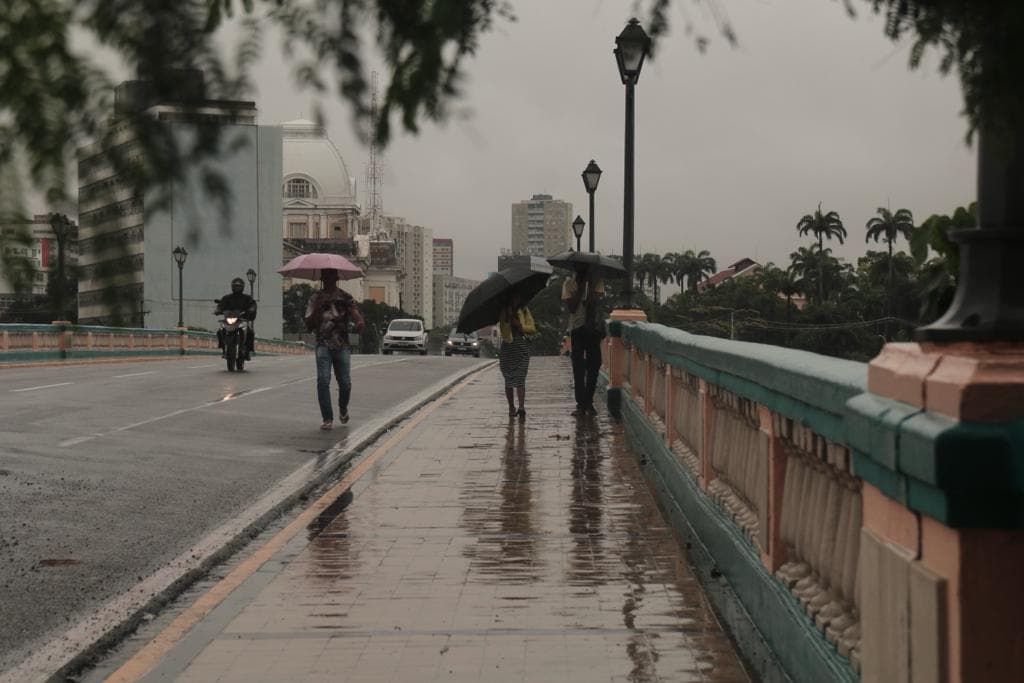 Chuvas no Recife - Foto: Marconi Meireles/Folha de Pernambuco