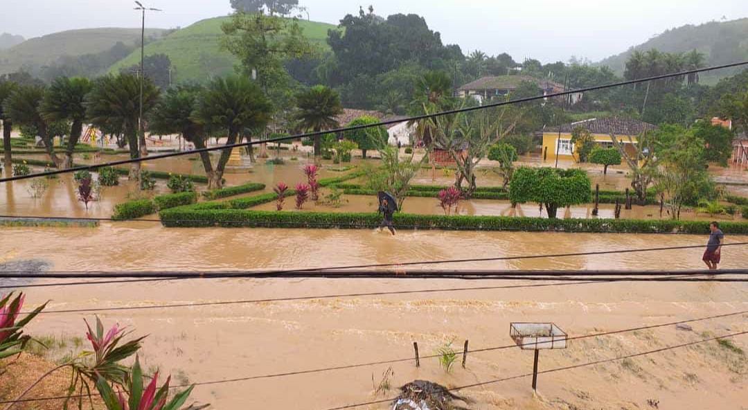 Fortes chuvas no município de Água Preta - Foto: Reprodução/Redes Sociais