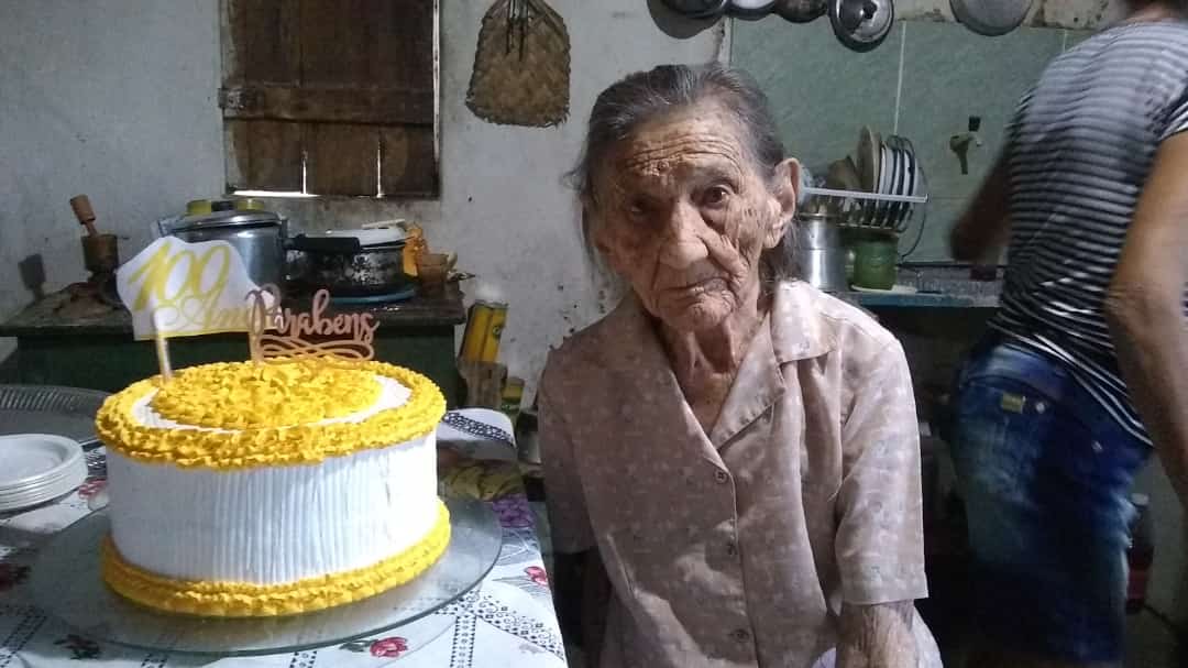 Dona Josefa completou 100 anos de vida. Foto: Cortesia