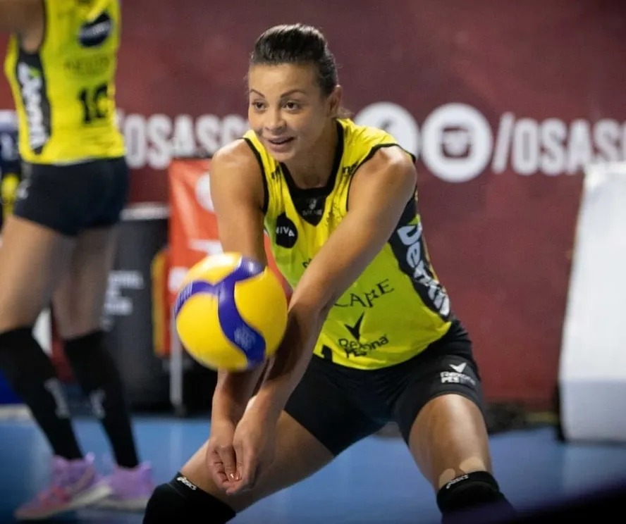 Walewska Oliveira atuou na seleção brasileira de vôlei por 10 anos - Foto: Reprodução / Instagram