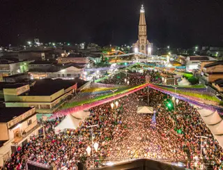  Abertura oficial do São Pedro 2022 leva multidão à praça de Itapetim