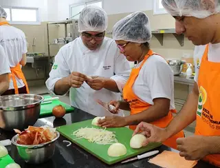 Escola de Gastronomia Social oferta 140 vagas para cursos profissionais em Fortaleza; veja como participar