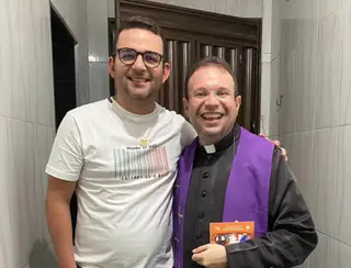 Padre Fabrício participa de podcast apresentado por teixeirense nesta quarta-feira (17)