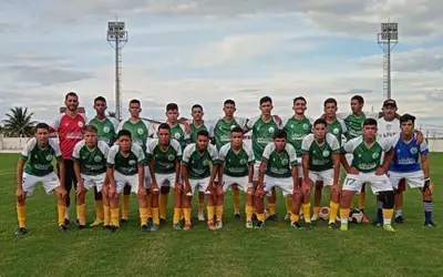 Equipe sub-17 de Itapetim vence o Mais Pajeú de Afogados da Ingazeira no estádio Vianão e avança para as semifinais da Copa Sertão